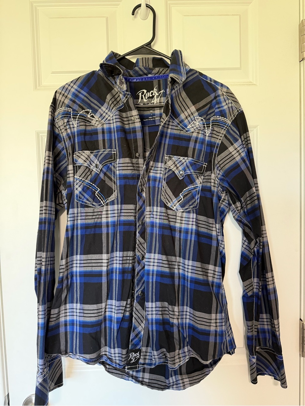 Men’s Blue and Black Plaid Button-Up Shirt
